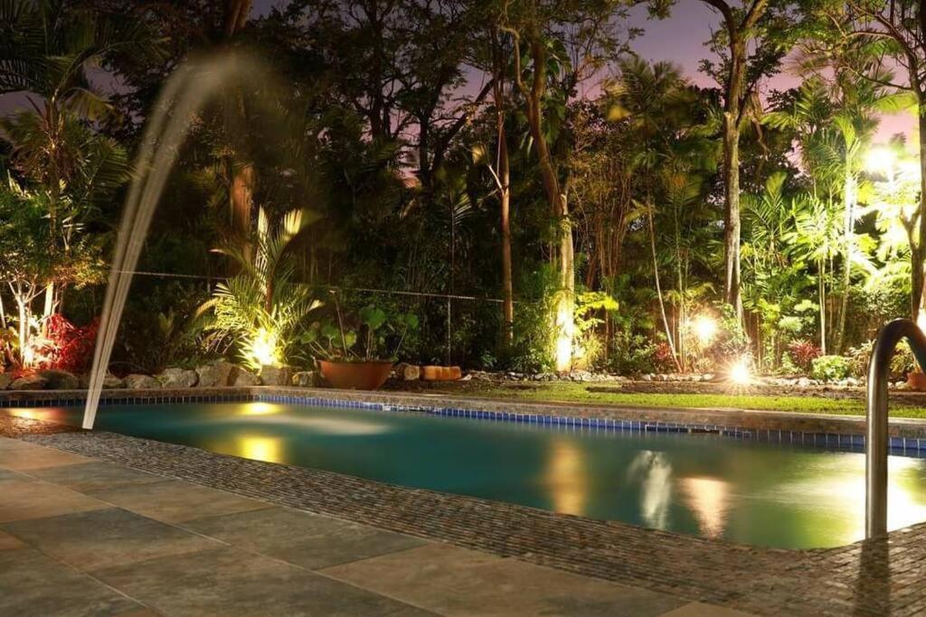 Reefside Villa Crown Point Exterior foto
